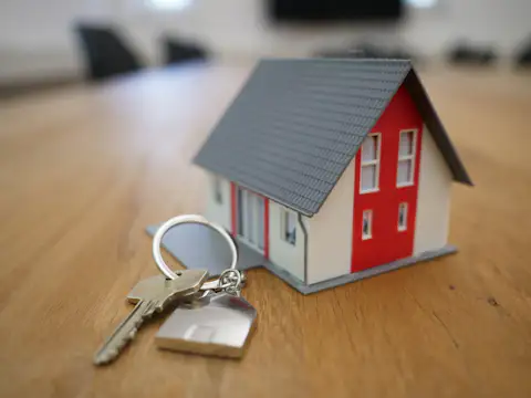 Senior Property Tax Freeze Programs: Protect Your Home Valuation