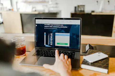 Smart Debt Consolidation Strategies: How to Cut High Credit Card APRs